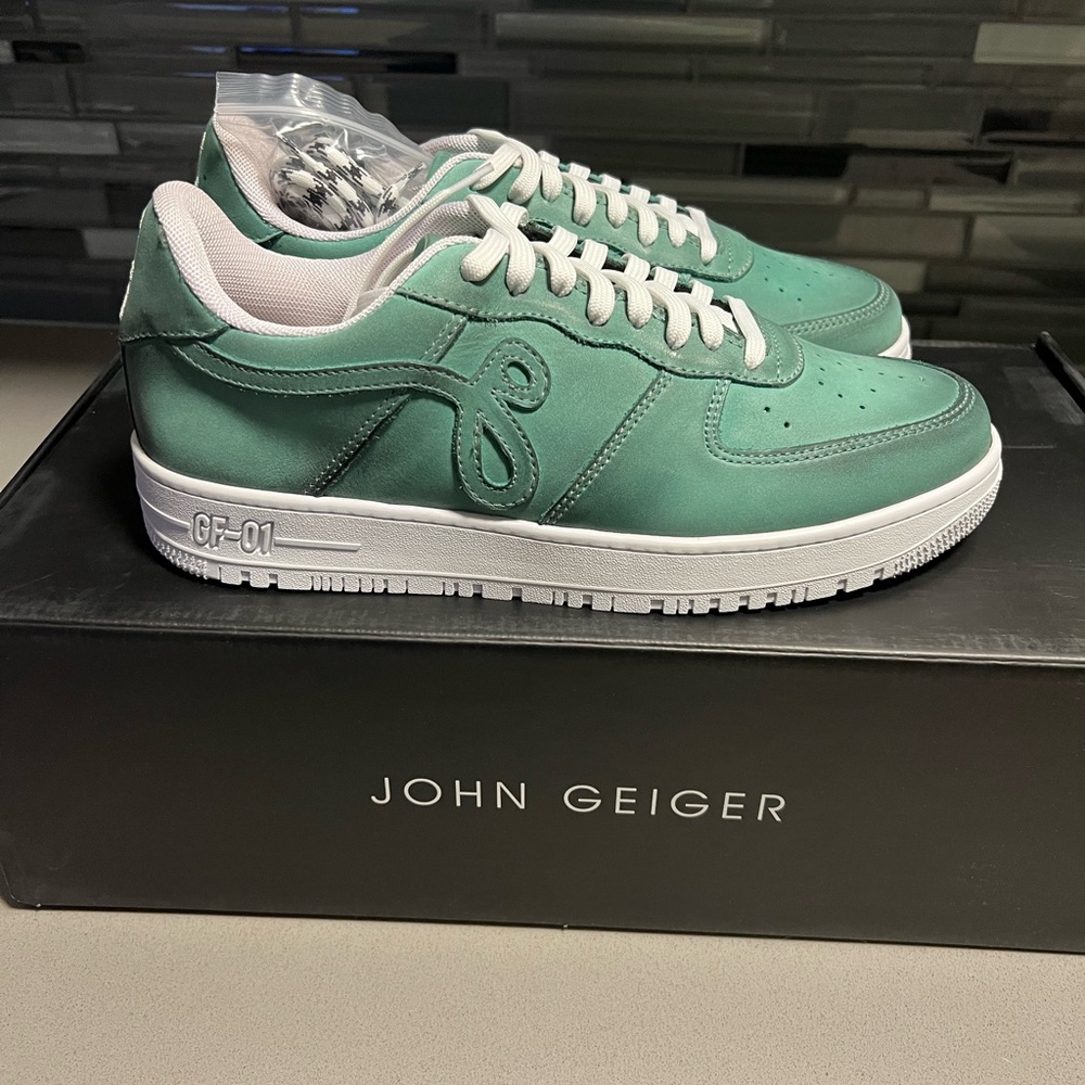 john geiger gf-01 distressed teal